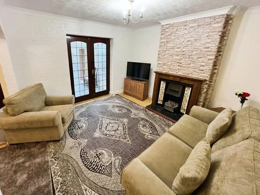 Clayton Road, Newcastle, ST5, photo 3