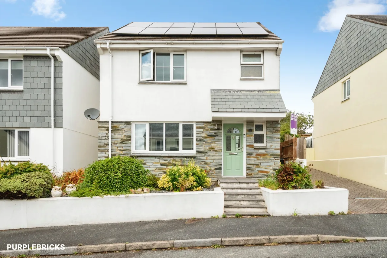 3 bed house for sale, Bury Close, Launceston, PL15