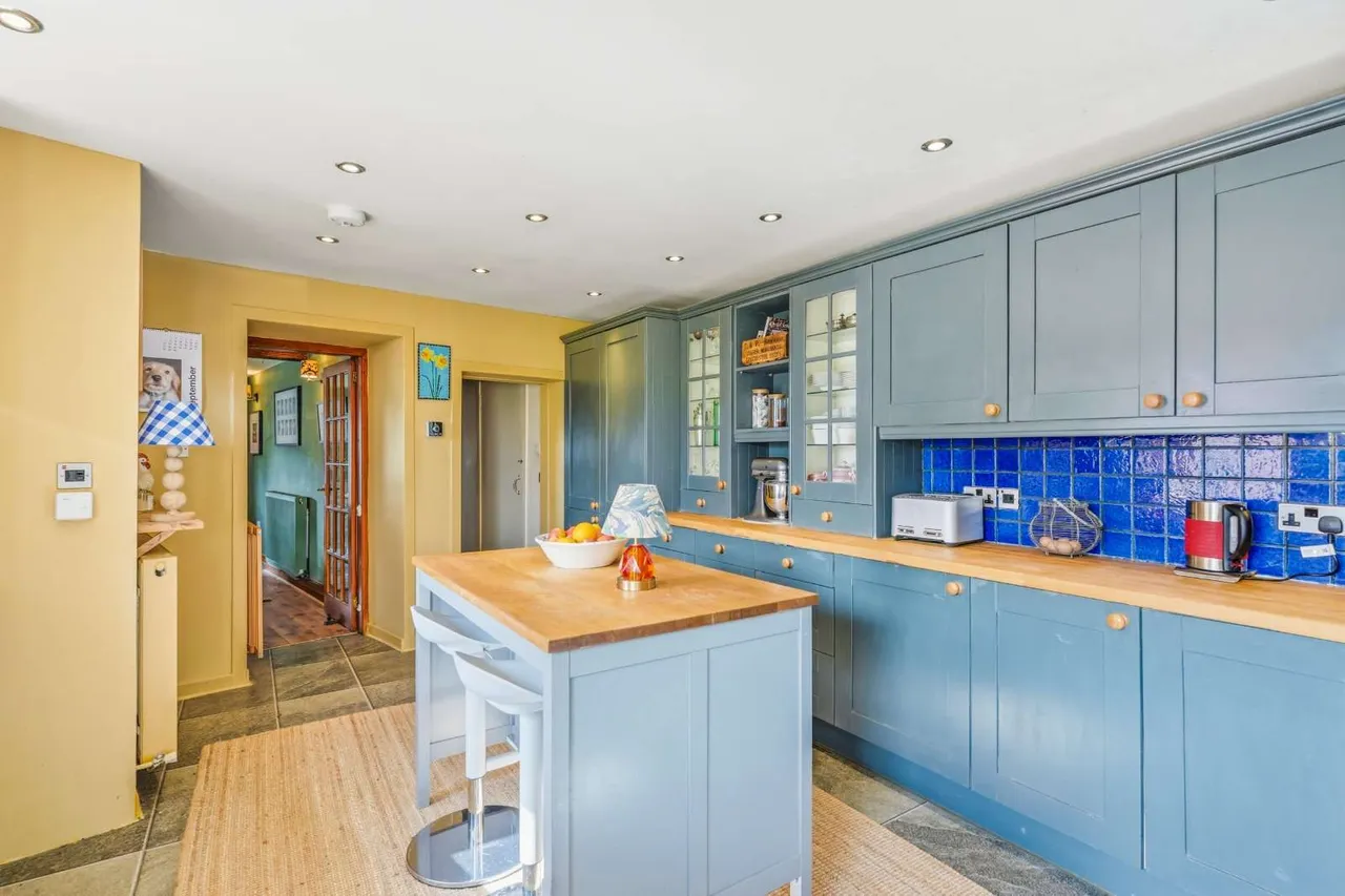 Main Road, Fenwick, KA3, photo 11