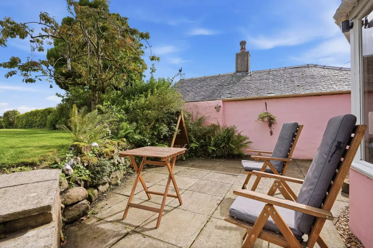 Main Road, Fenwick, KA3, photo 23