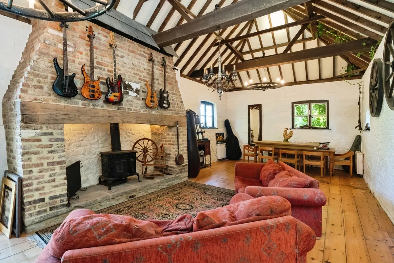 Brightling, Robertsbridge, TN32, photo 11