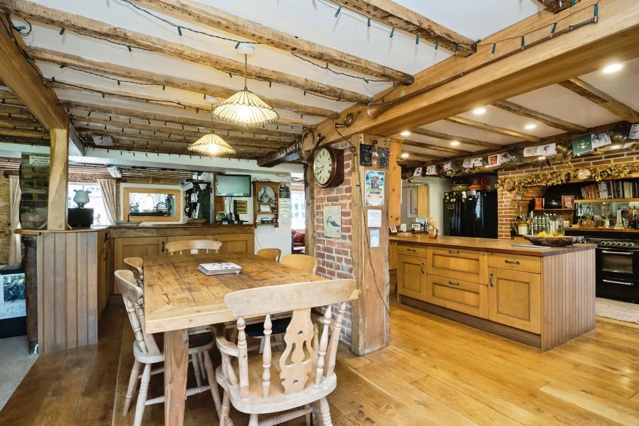 Brightling, Robertsbridge, TN32, photo 23