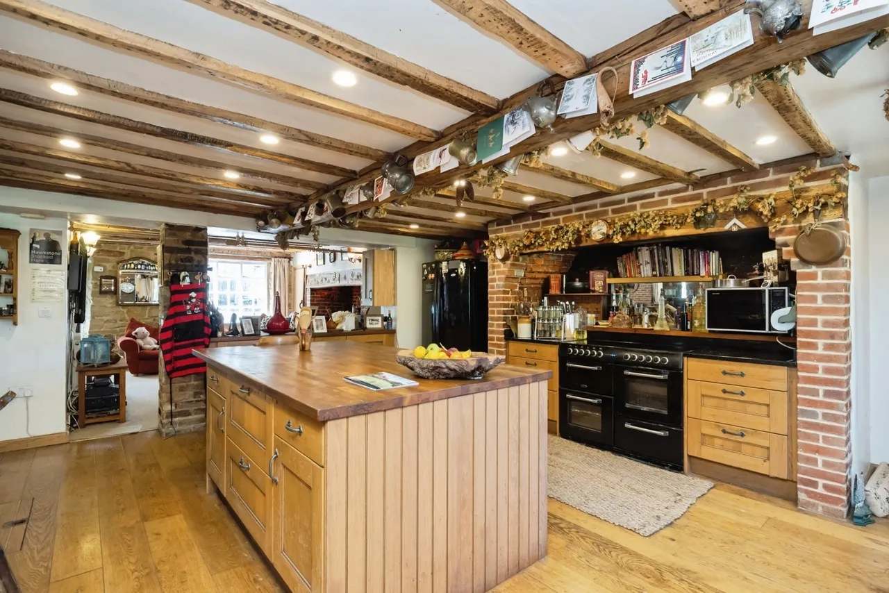 Brightling, Robertsbridge, TN32, photo 27
