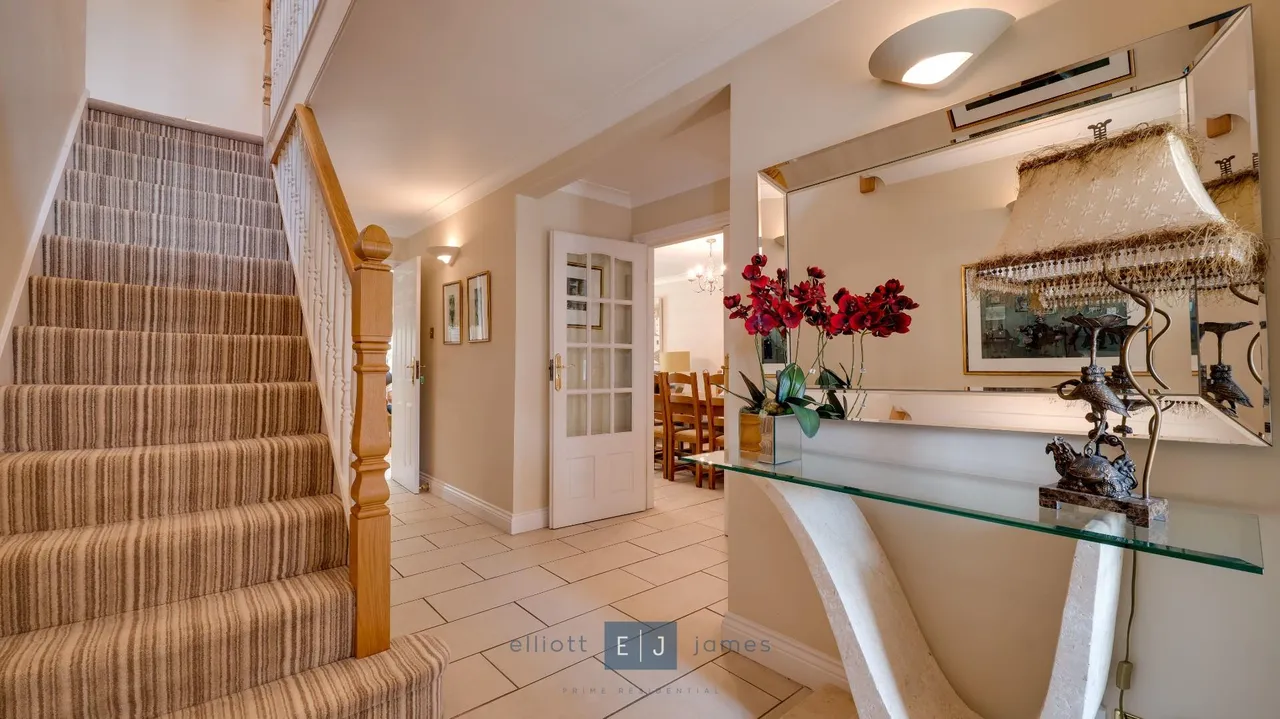 Stanmore Way, Loughton, photo 4