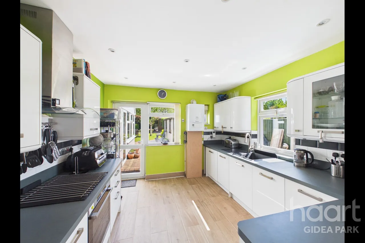 Purbeck Road, Hornchurch, RM11, photo 5