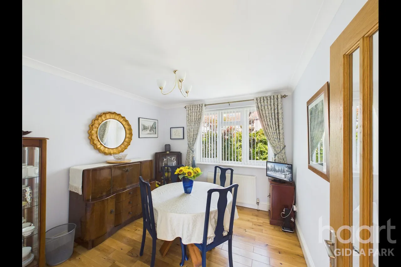 Purbeck Road, Hornchurch, RM11, photo 8