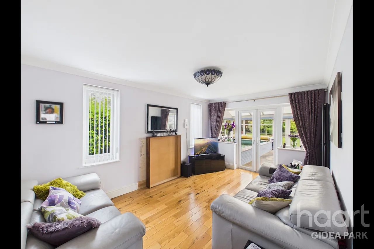 Purbeck Road, Hornchurch, RM11, photo 6