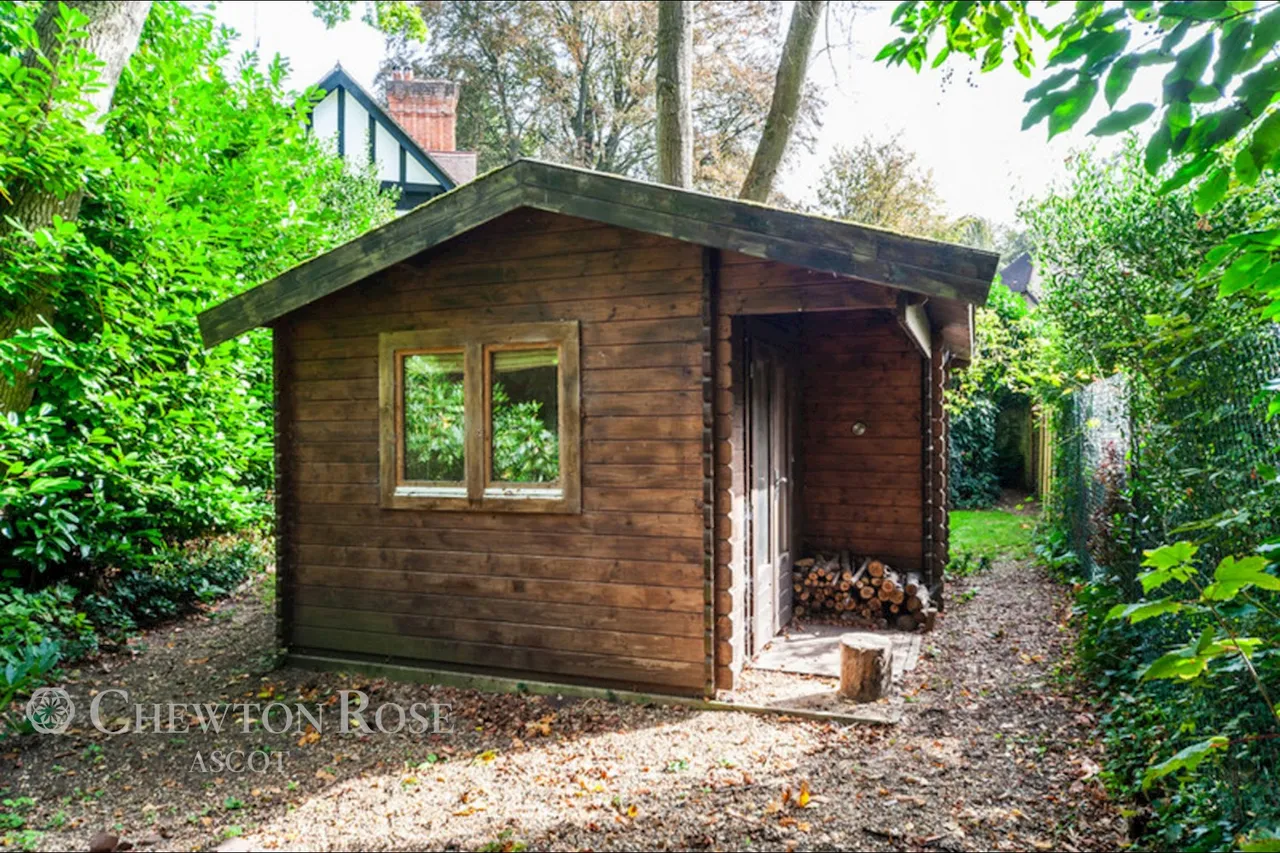 Burleigh Road, Ascot, photo 22