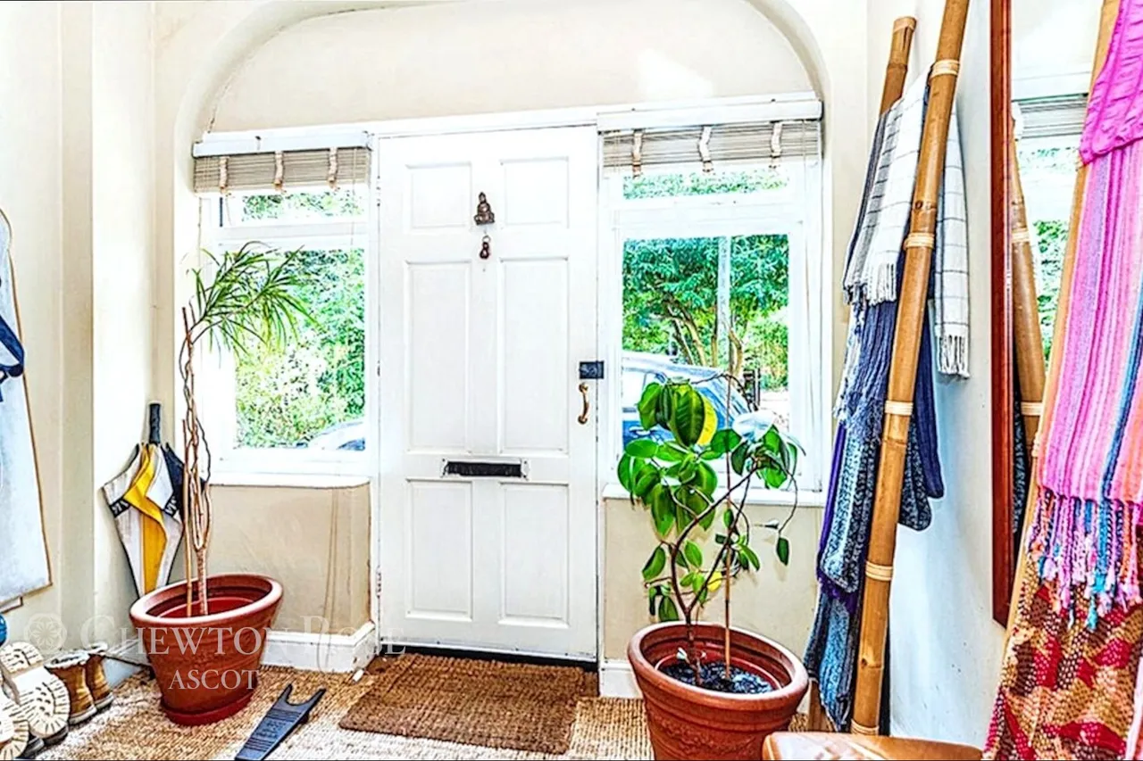 Burleigh Road, Ascot, photo 10