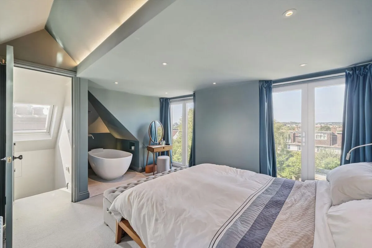 Ellerton Road, London, SW18, photo 20