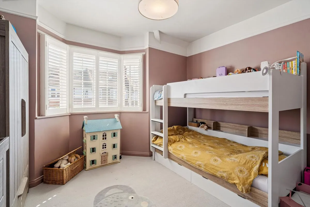 Ellerton Road, London, SW18, photo 23
