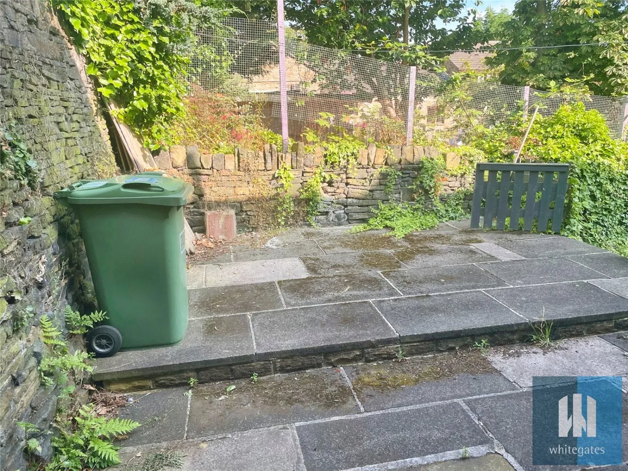Blackmoorfoot Road, Crosland Moor, HD4, photo 9