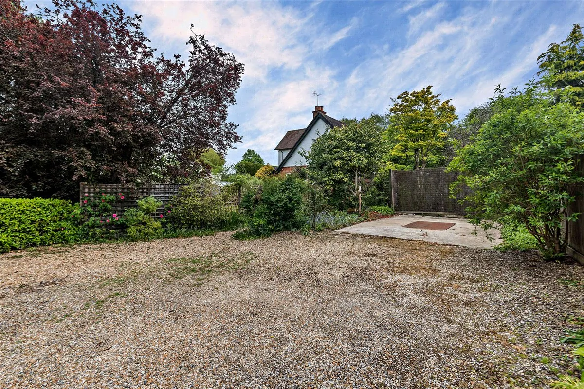 Andover Road, Newbury, RG14, photo 33