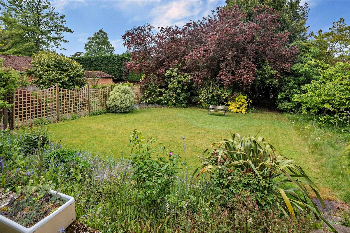 Andover Road, Newbury, RG14, photo 27