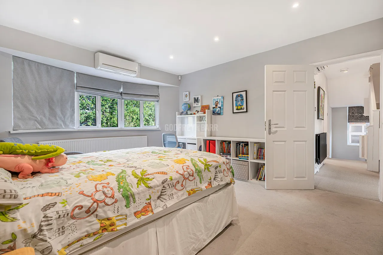 Connaught Drive, Hampstead Garden Suburb, NW11, photo 21