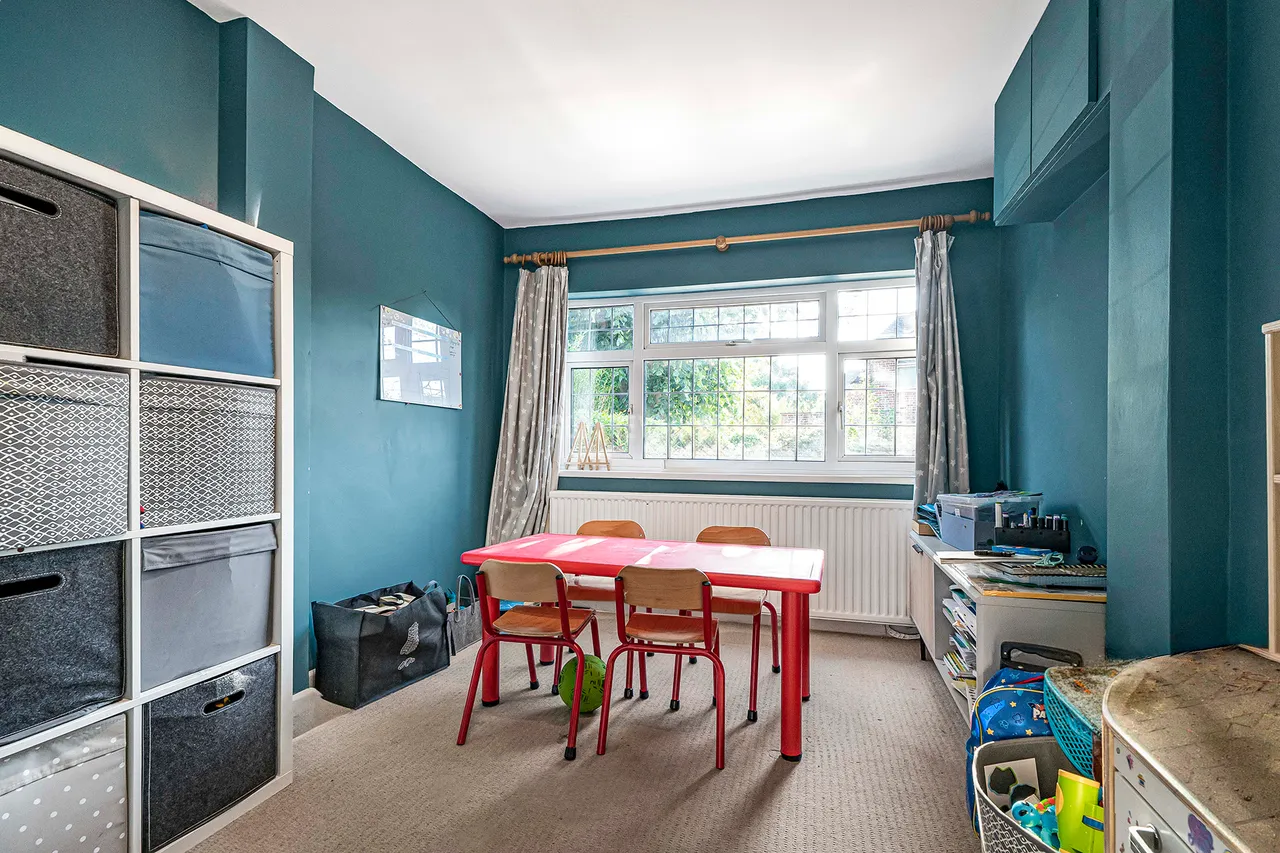 Connaught Drive, Hampstead Garden Suburb, NW11, photo 13