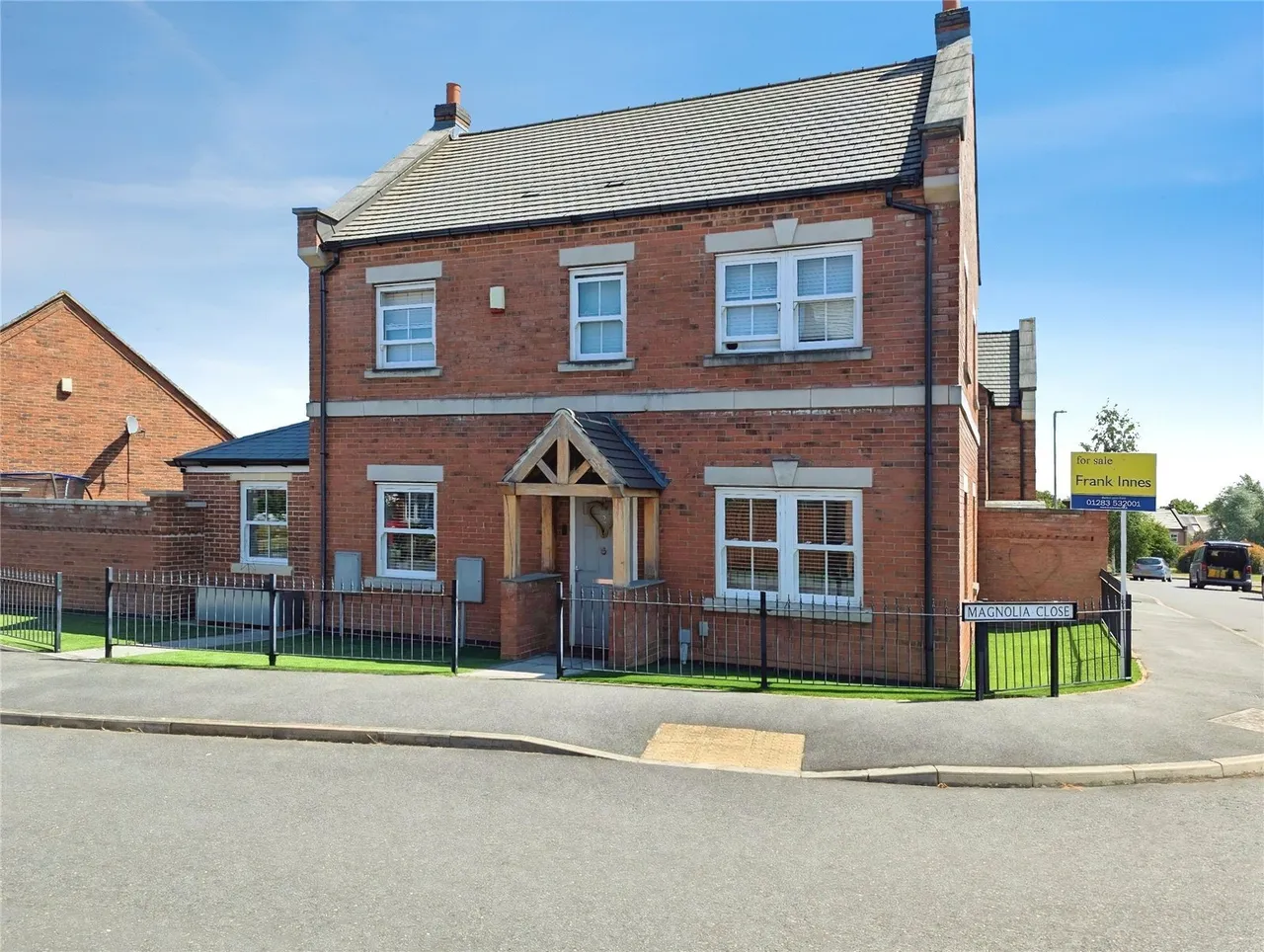 4 bed house for sale, Magnolia Close, Tutbury, DE13