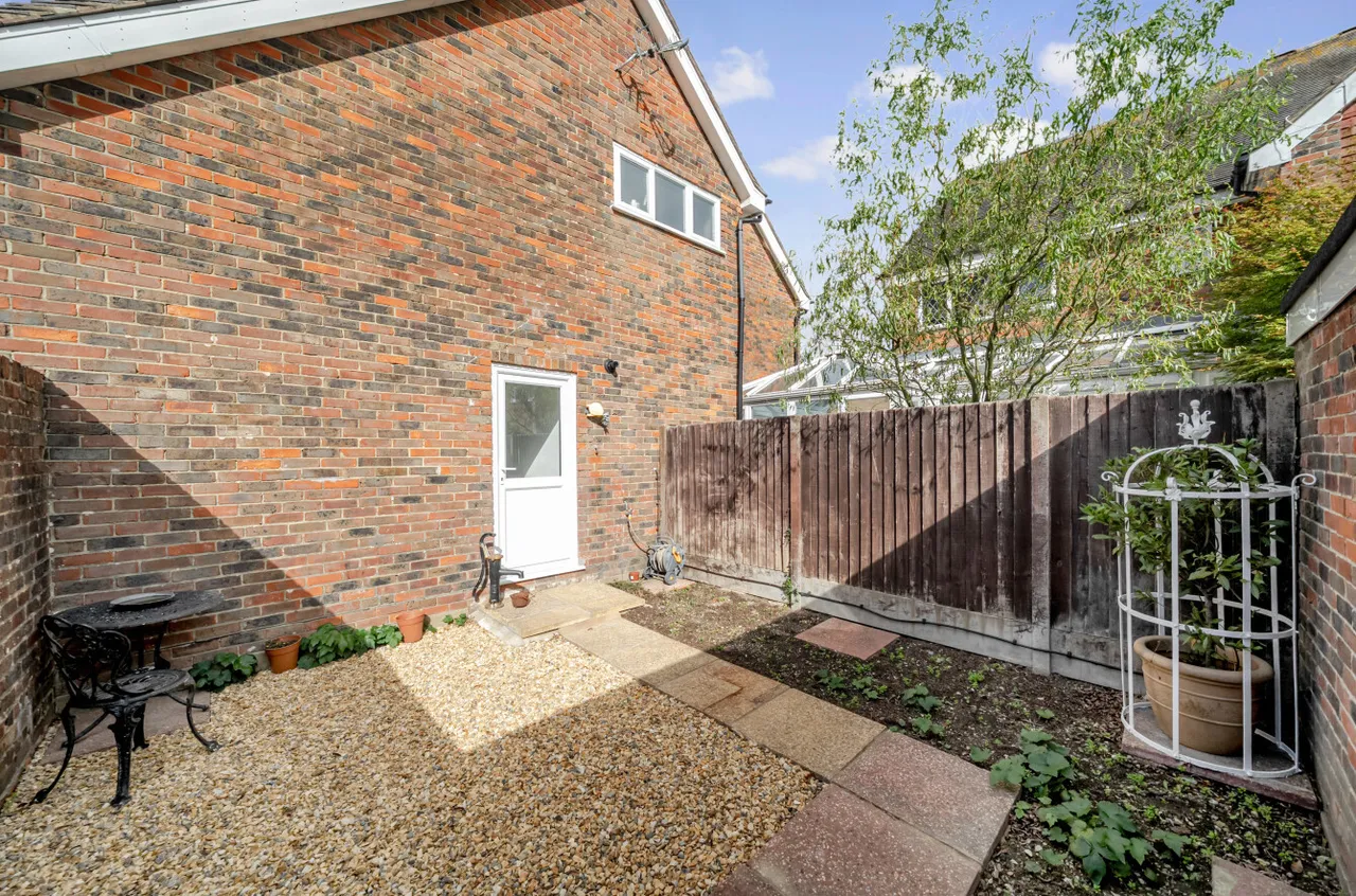 Horsham Road, Findon, BN14, photo 17