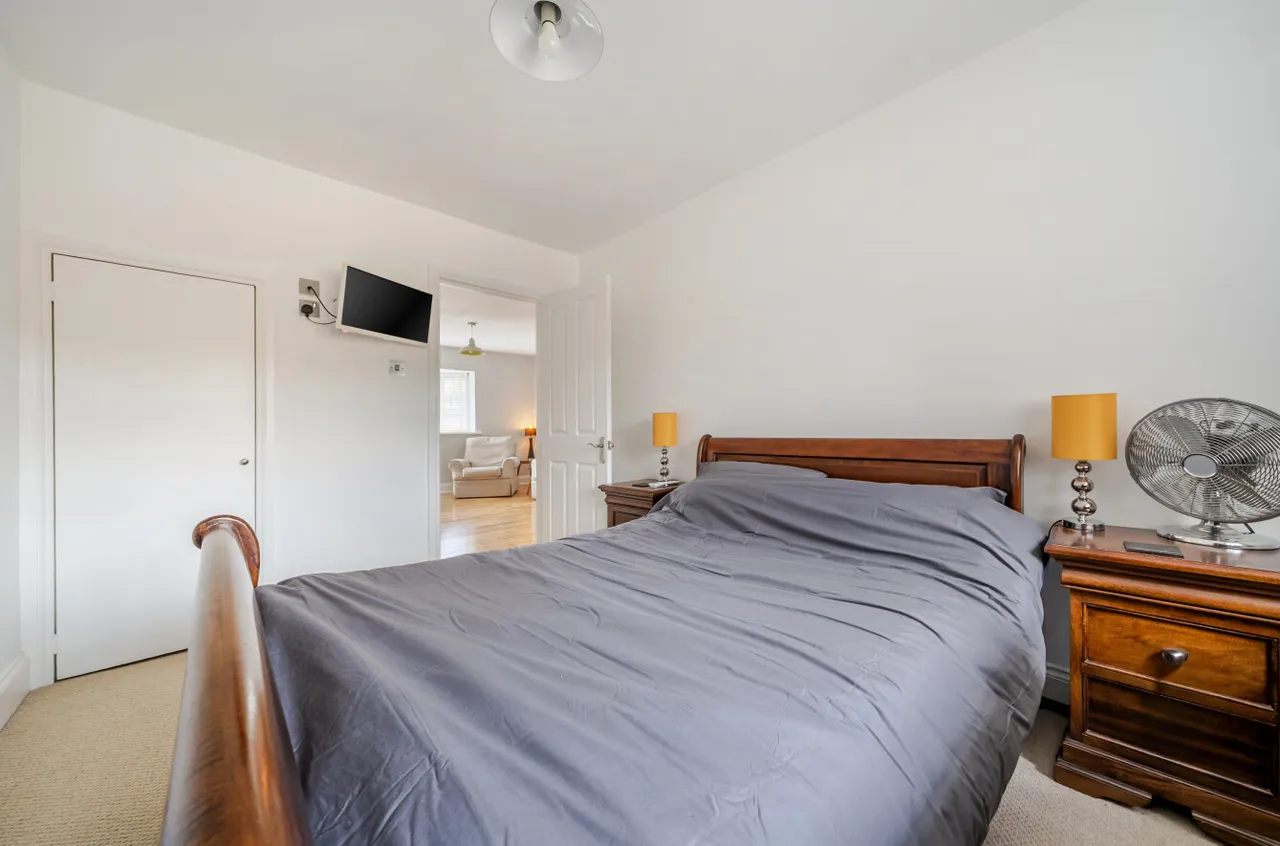 Horsham Road, Findon, BN14, photo 9