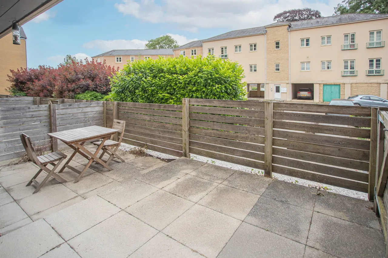 Cedar Court, Malmesbury, photo 7