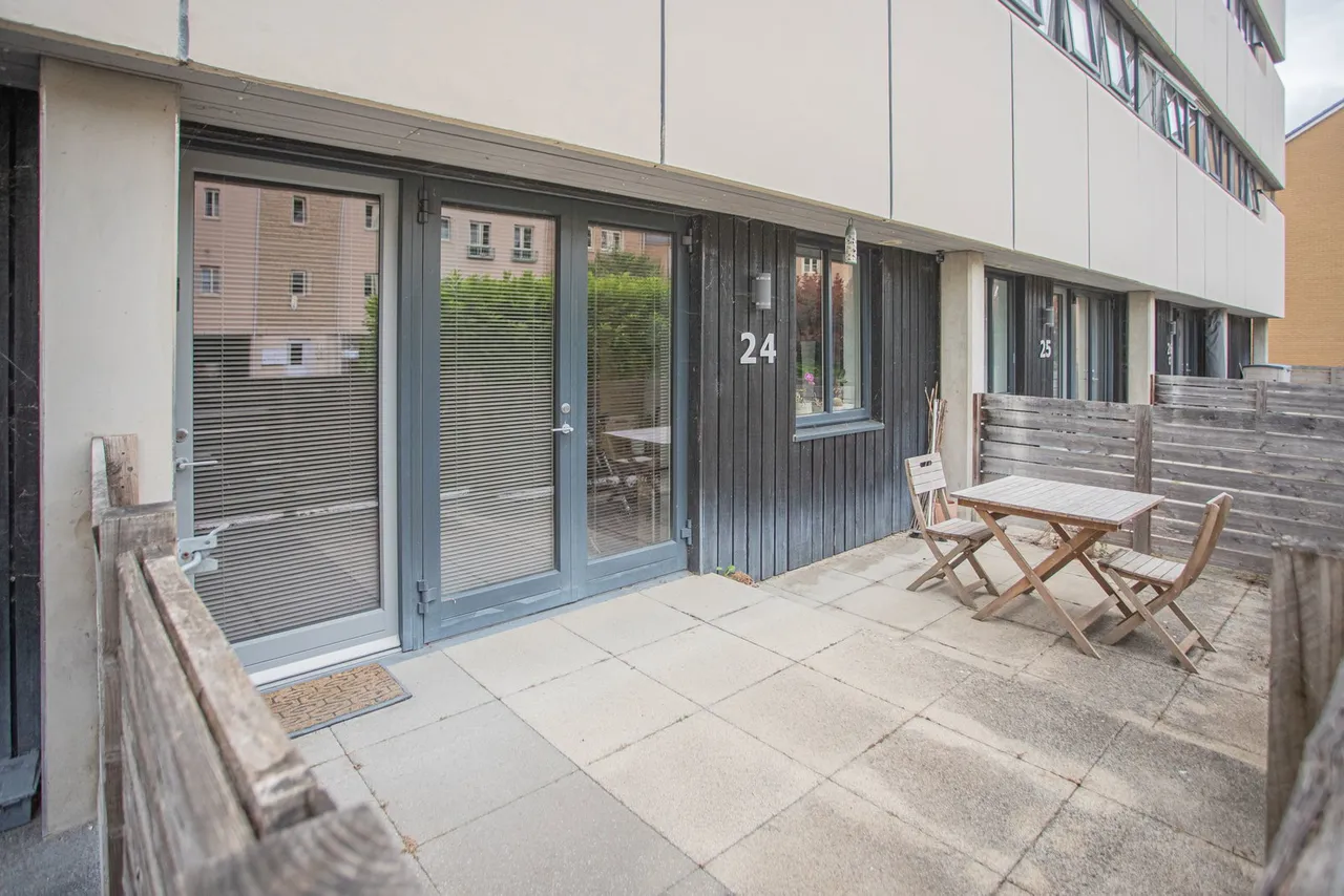 Cedar Court, Malmesbury, photo 17