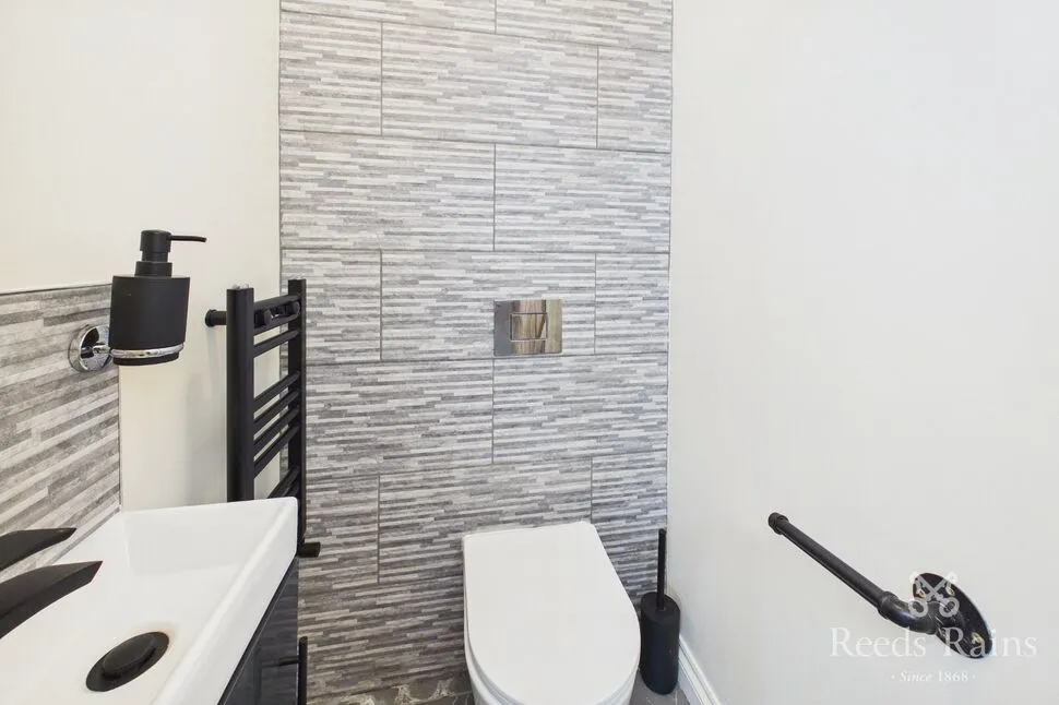 Haughton Close, Woodley, SK6, photo 15