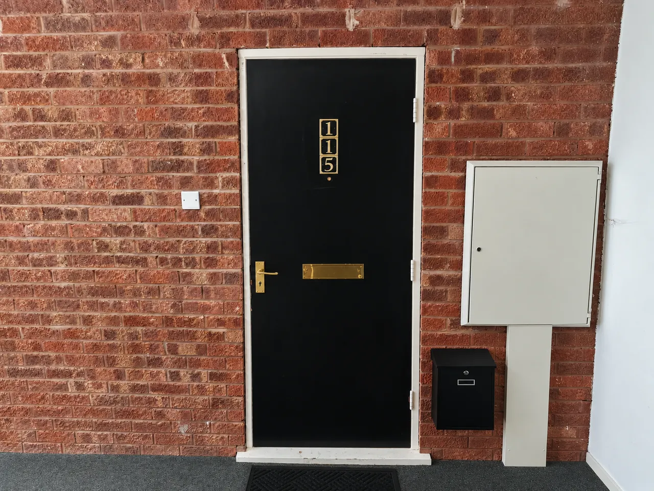 1 bed flat to rent, Lyde Green, Halesowen, B63