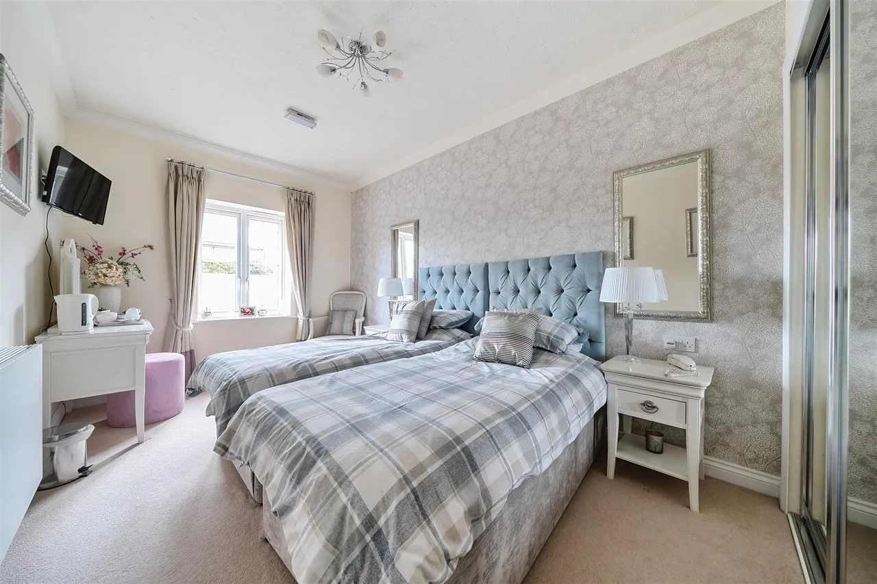 Radwinter Road, Saffron Walden, CB11, photo 13