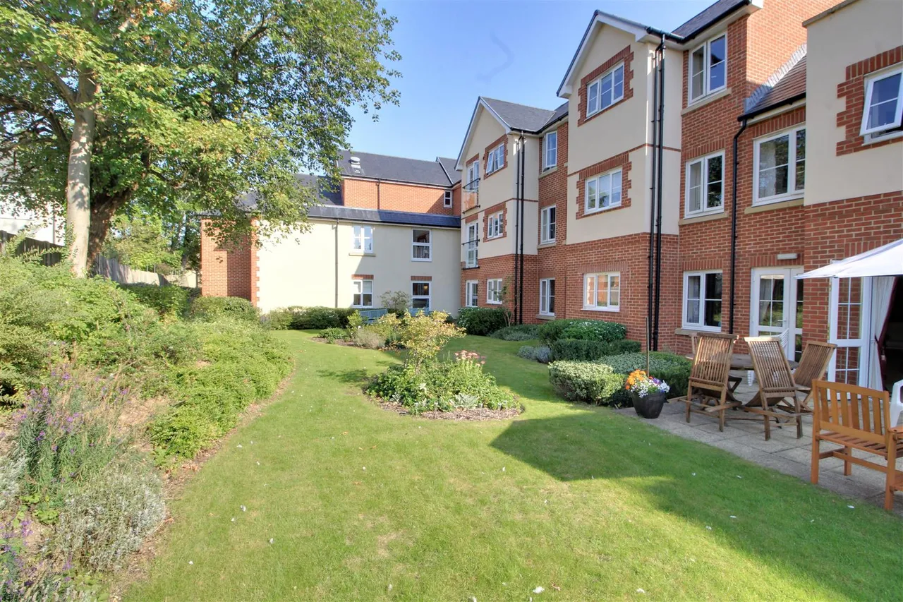 Radwinter Road, Saffron Walden, CB11, photo 9