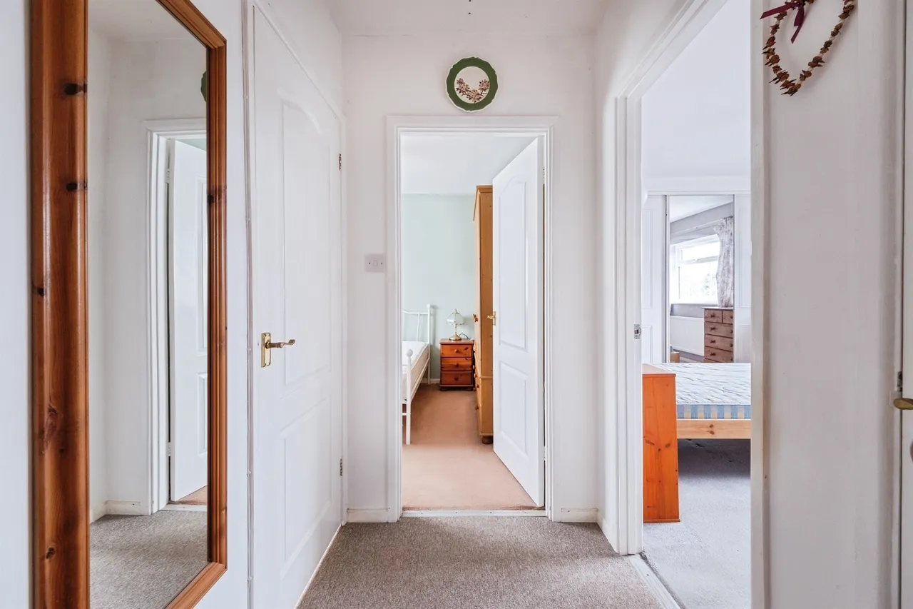 Bicester Road, Twyford, MK18, photo 15