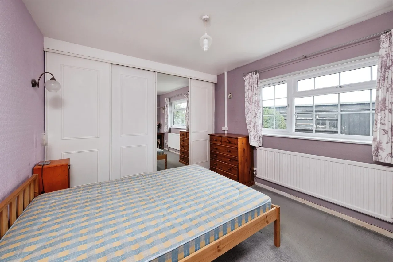Bicester Road, Twyford, MK18, photo 10