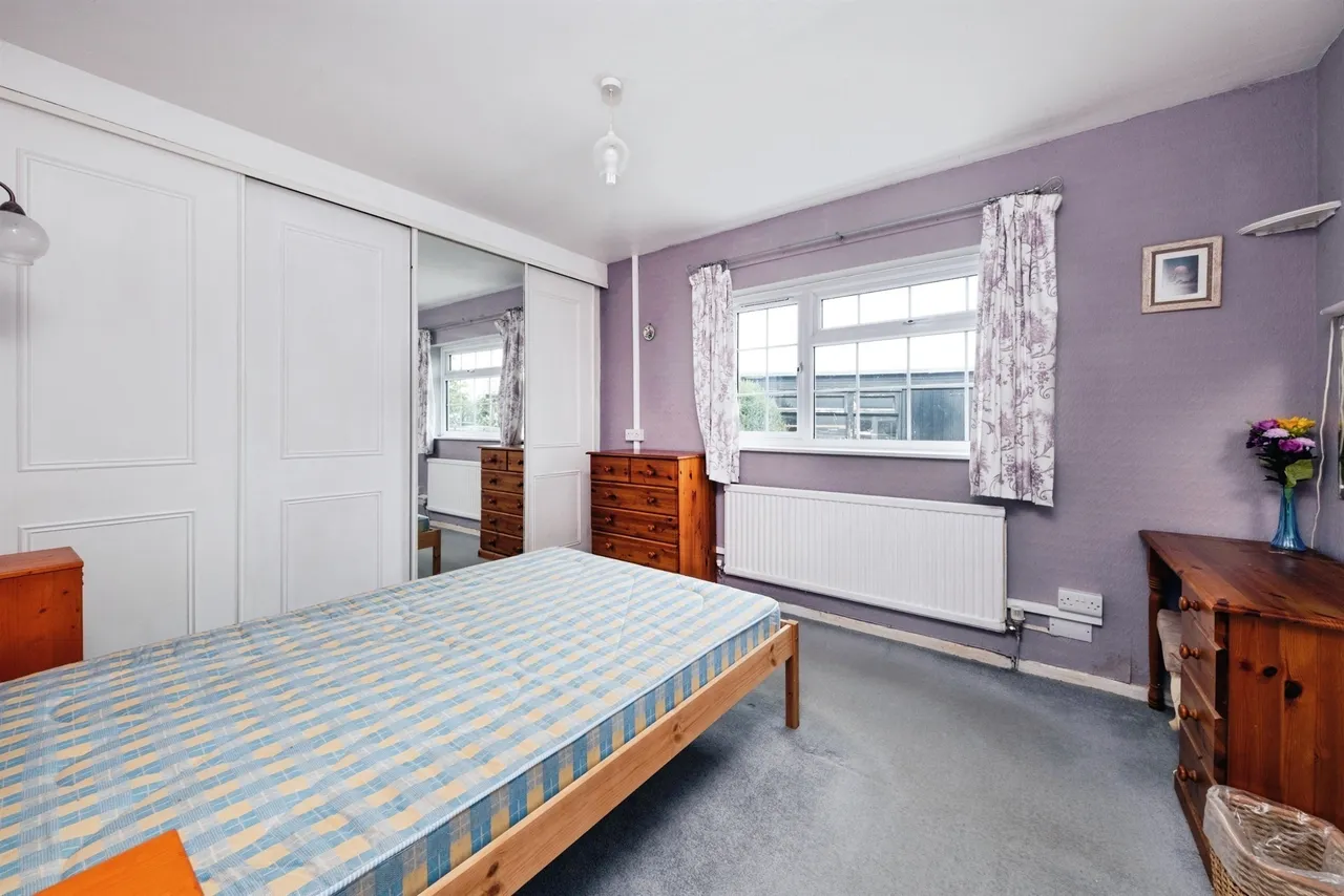 Bicester Road, Twyford, MK18, photo 11