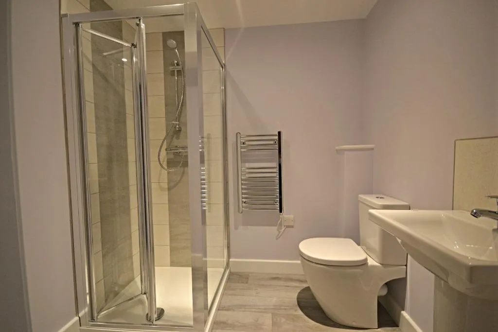 Broadfield Barton, Broadfield, RH11, photo 4
