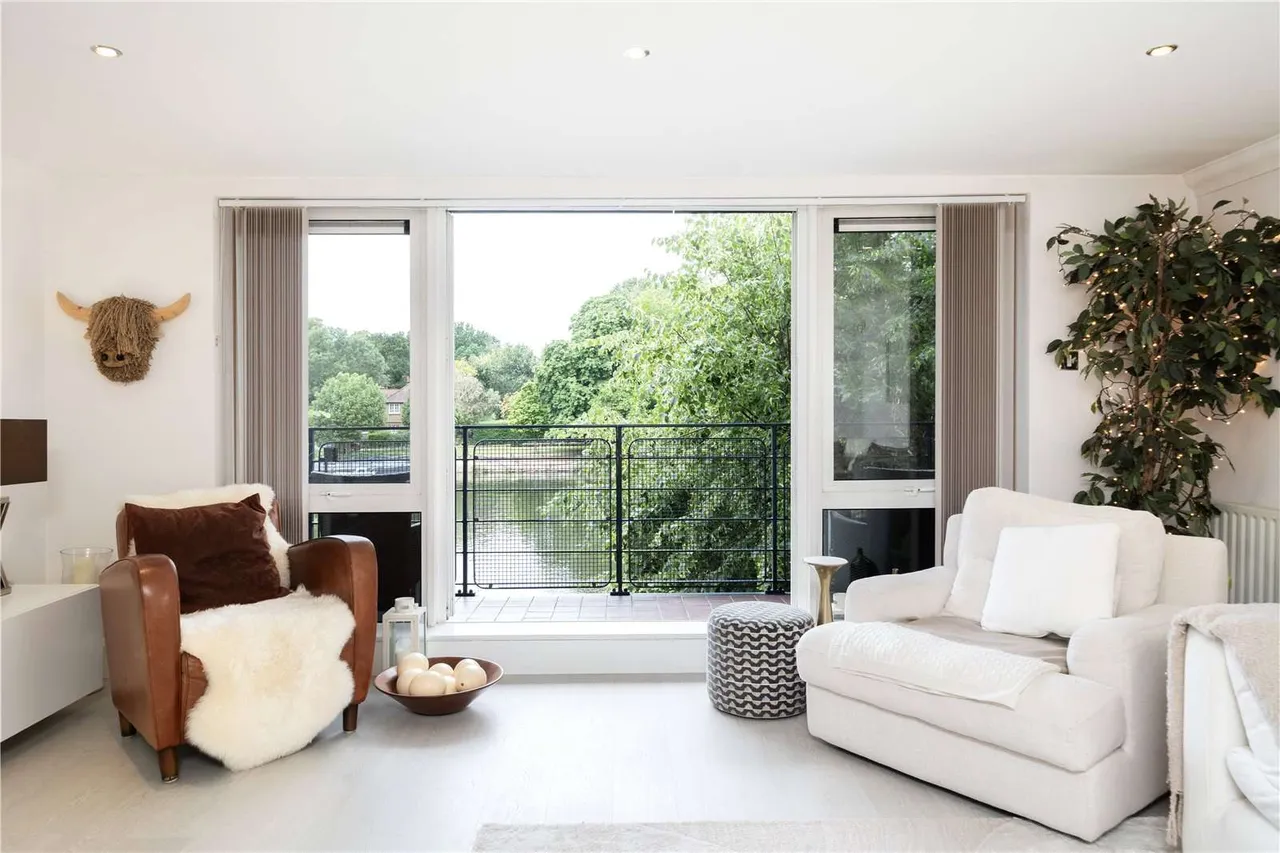 Quayside Walk, Charter Quay, KT1, photo 10