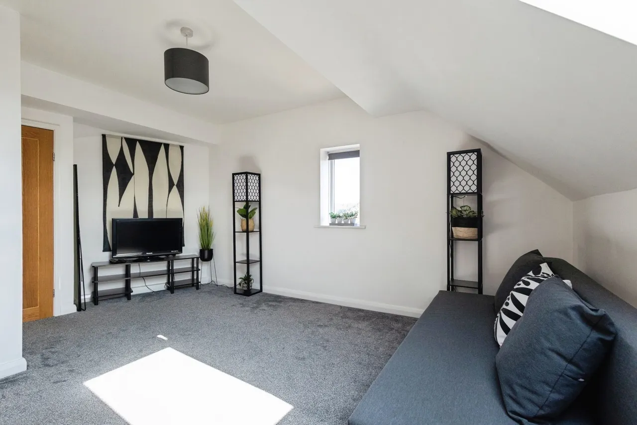 Stamford Street, Mossley, Ashton-under-Lyne, Greater Manchester, OL5, photo 14