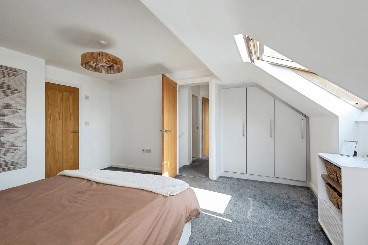 Stamford Street, Mossley, Ashton-under-Lyne, Greater Manchester, OL5, photo 12
