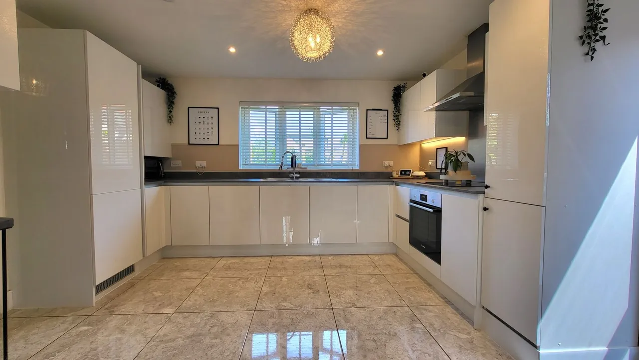 Plough Court, Crowland, Peterborough, PE6, photo 7