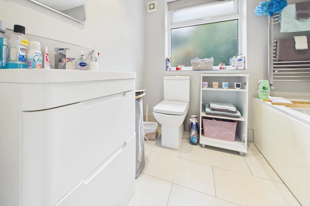 Primrose Hill, Kings Langley, WD4, photo 13