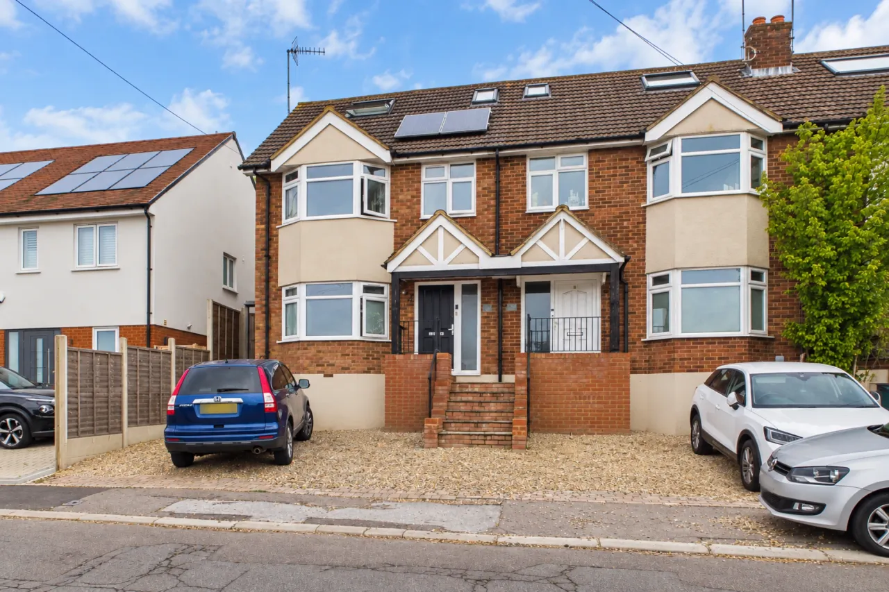 4 bed property for sale, Primrose Hill, Kings Langley, WD4