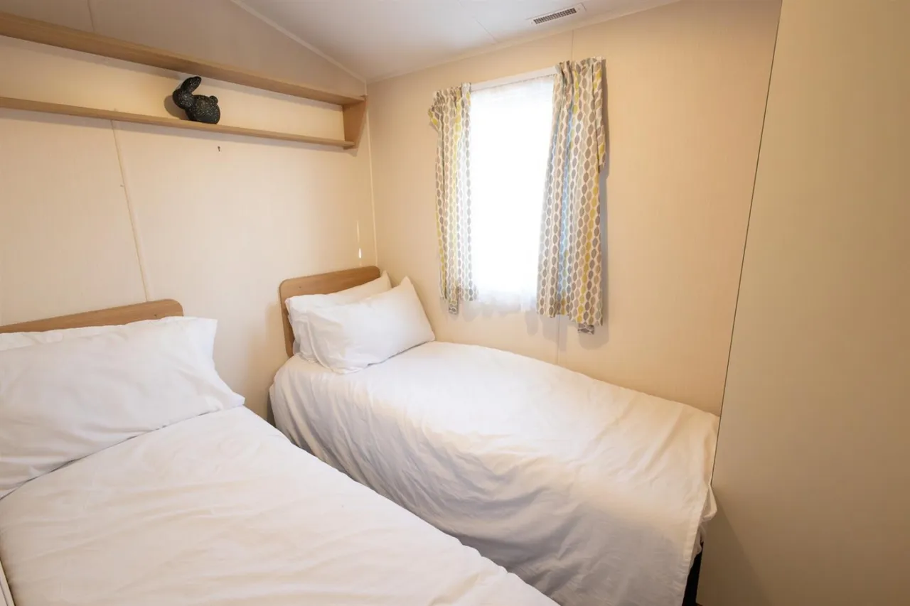 Willerby Mistral, Minster On Sea, ME12, photo 8