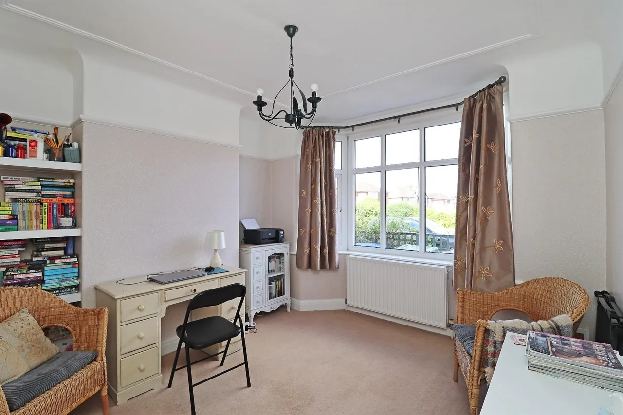 Perry Road, Timperley, Cheshire WA15 7SU, photo 4