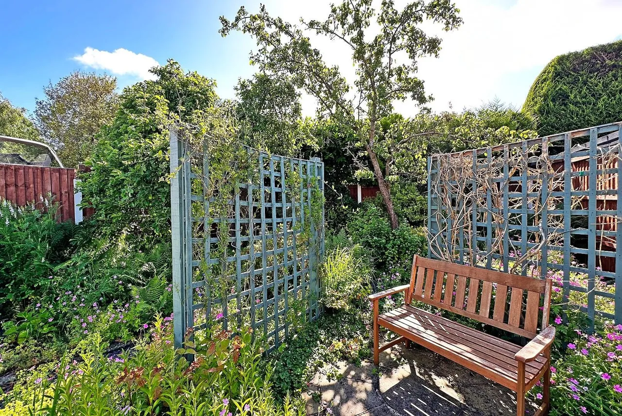 Perry Road, Timperley, Cheshire WA15 7SU, photo 28