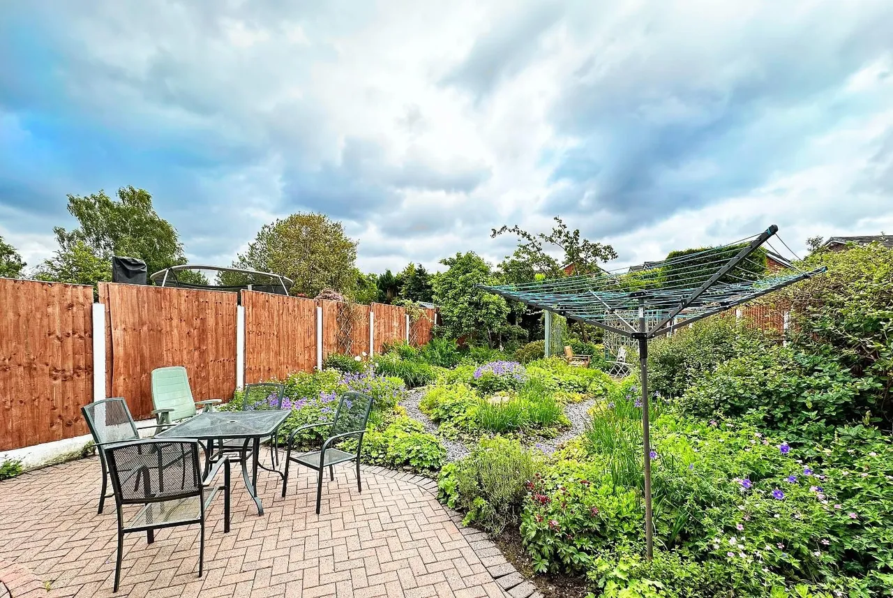 Perry Road, Timperley, Cheshire WA15 7SU, photo 5