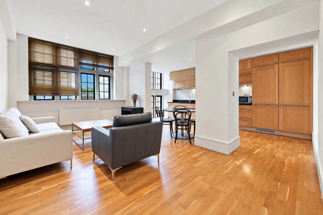 2 bed flat for sale, Great Portland Street, Regents Park, W1W