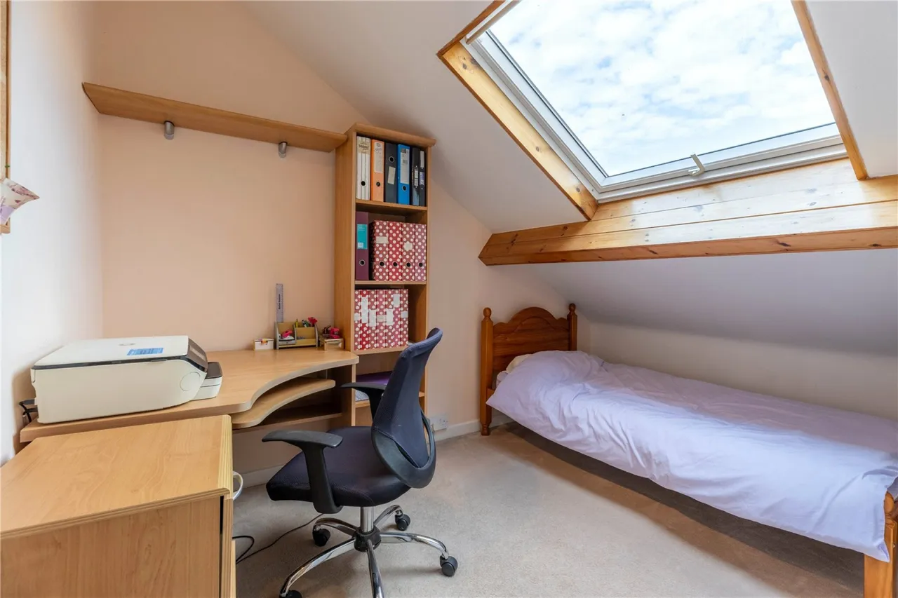 Rose Way, Cirencester, GL7, photo 8