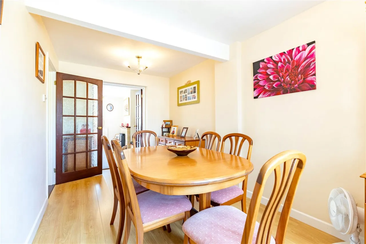 Rose Way, Cirencester, GL7, photo 4