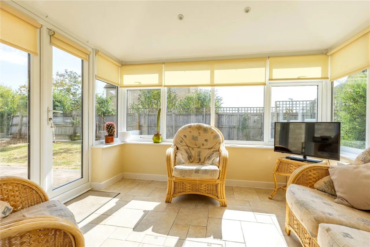 Rose Way, Cirencester, GL7, photo 5