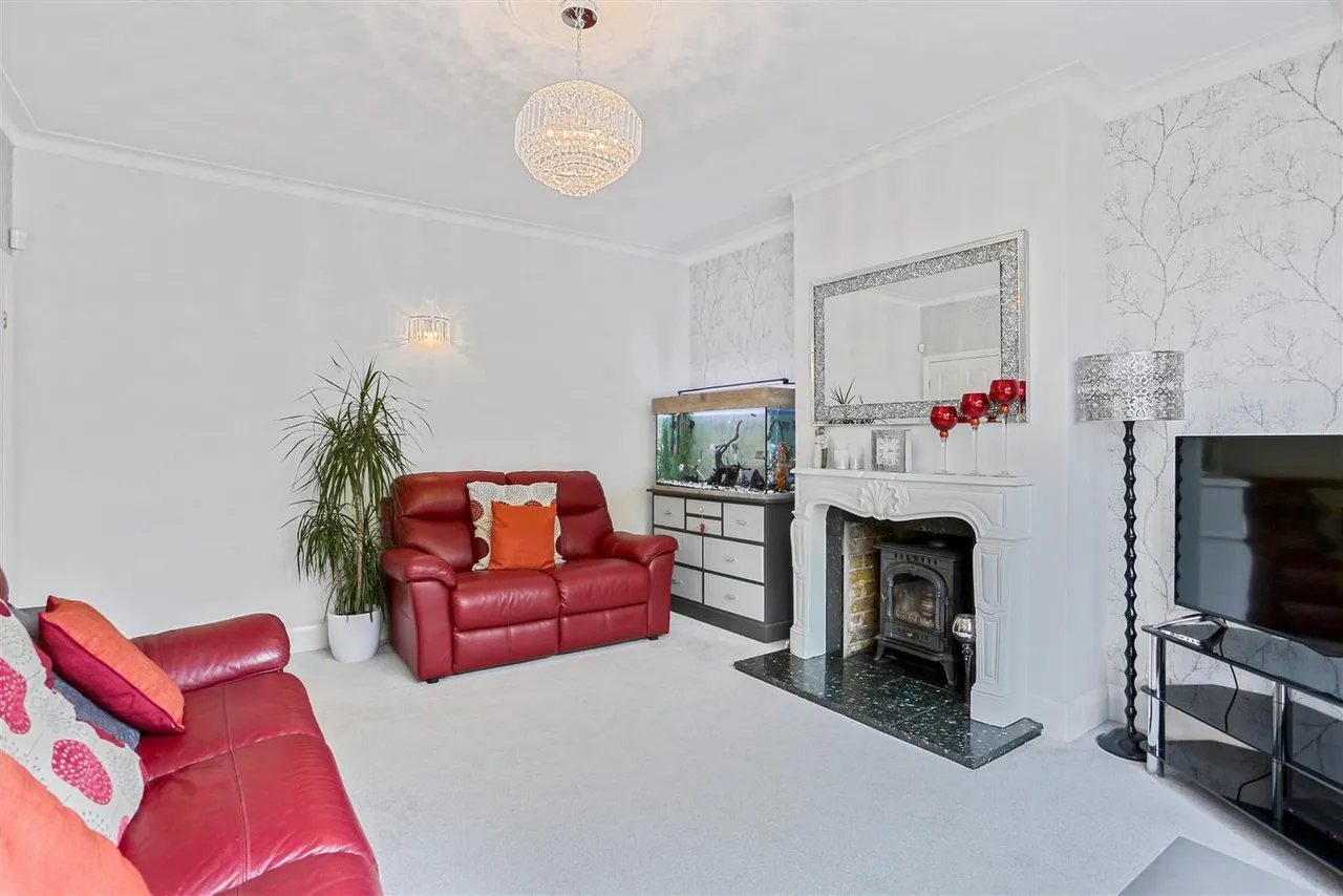 Winkworth Road, Banstead, Surrey, SM7 2JW, photo 8