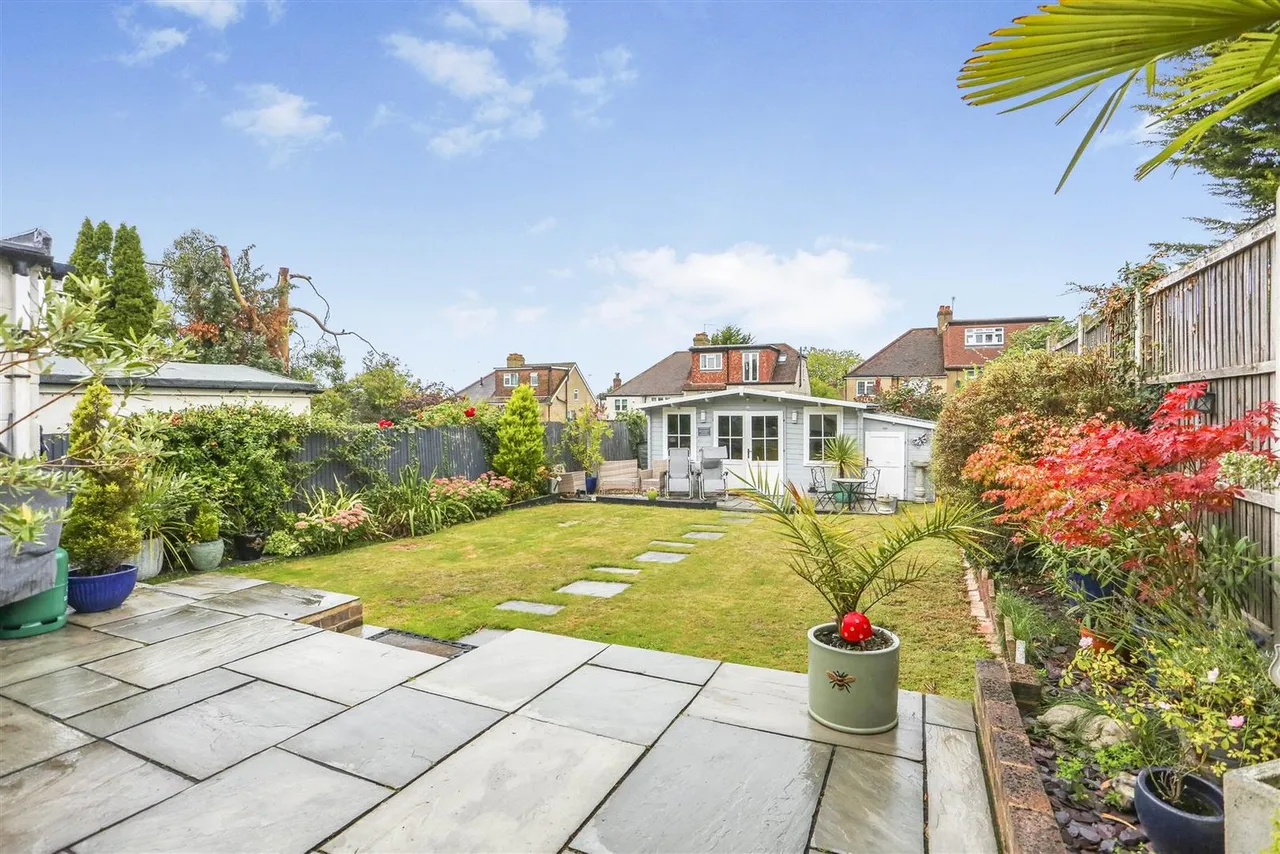 Winkworth Road, Banstead, Surrey, SM7 2JW, photo 10