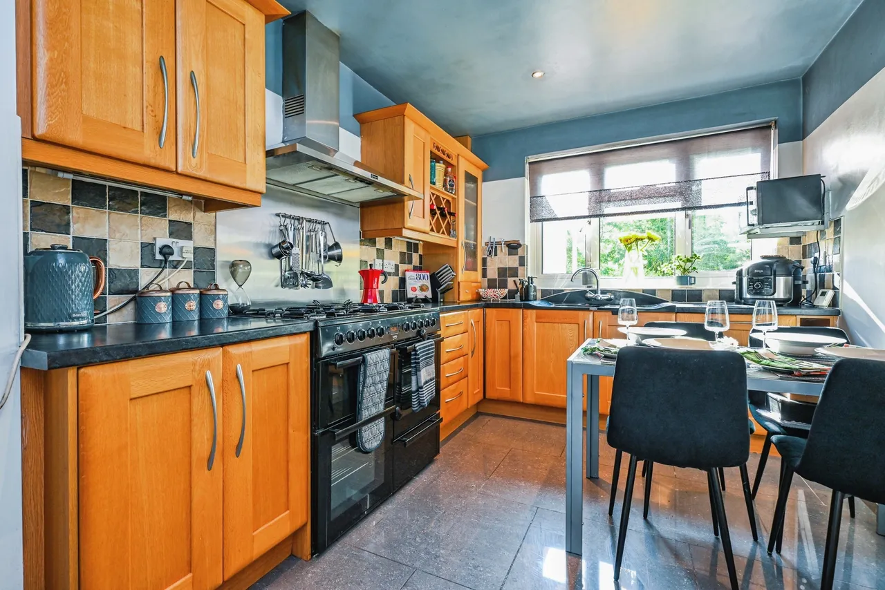 South Parkway, Leeds, LS14, photo 8